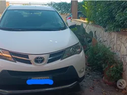 Usata 2014 Toyota RAV4 Anniversary SUV | 10.000 €