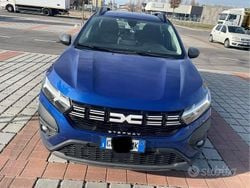 Blu Usata 2023 Dacia Sandero Expression SUV | 14.400 € (Buon prezzo)