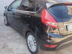 Usata 2009 Ford Fiesta Due volumi | 3000 € (Buon prezzo)
