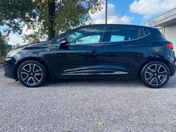 Nero Usata 2016 Renault Clio IV Tre volumi | 4900 € (Buon prezzo)