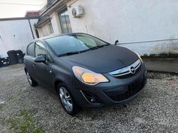Usata 2012 Opel Corsa Tre volumi | 4700 € (Molto cara)