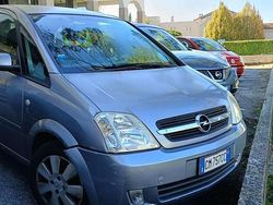 Usata 2004 Opel Meriva Cosmo Monovolume | 2400 € (Buon prezzo)