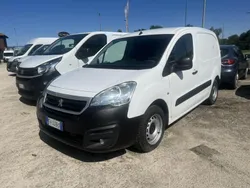 Bianco Usata 2017 Peugeot Partner Premium Monovolume | 9350 € (Ottimo prezzo)