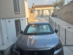 Grigio Usata 2024 Peugeot 2008 SUV | 24.500 € (Buon prezzo)