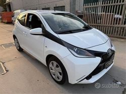 Bianco Usata 2016 Toyota Aygo X-pure Due volumi | 6999 € (Ottimo prezzo)