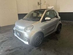 Grigio argento Usata 2021 Smart ForTwo Electric Drive Pulse Due volumi | 11.490 € (Buon prezzo)