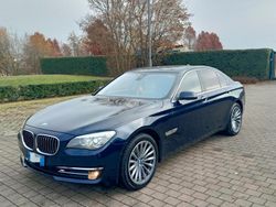 Blu Usata 2014 BMW 730 Tre volumi | 13.799 € (Buon prezzo)