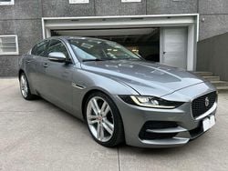 Argento Usata 2020 Jaguar XE R-Dynamic Tre volumi | 20.900 € (Ottimo prezzo)