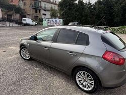 Usata 2010 Fiat Bravo Emotion Due volumi | 3500 € (Buon prezzo)