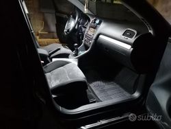Nero Usata 2009 VW Golf VI Due volumi | 8000 € (Buon prezzo)