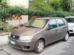 Usata 2006 Fiat Punto | 2400 €