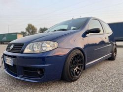 Blu Usata 2004 Fiat Punto Due volumi | 4300 € (Cara)