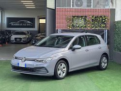Grigio Usata 2021 VW Golf Style Tre volumi | 19.999 € (Buon prezzo)