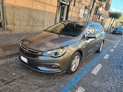 Grigio Usata 2017 Opel Astra Station wagon | 6500 € (Ottimo prezzo)