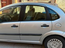 Grigio Usata 2006 Citroën C3 Tre volumi | 2800 € (Buon prezzo)