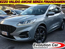 Grigio metallizzato Usata 2023 Ford Kuga ST-Line SUV | 24.900 € (Super prezzo)