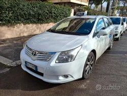 Usata 2010 Toyota Avensis Executive Station wagon | 1900 € (Buon prezzo)