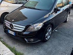Nero Usata 2013 Mercedes B180 Executive Monovolume | 6900 € (Super prezzo)