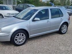 Grigio Usata 2002 VW Golf IV Tre volumi | 3200 € (Buon prezzo)
