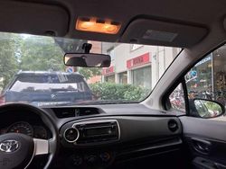 Nero Usata 2012 Toyota Yaris Tre volumi | 5000 € (Buon prezzo)