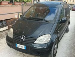 Nero Usata 2003 Mercedes Vaneo Monovolume | 3000 €