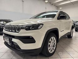 Bianco(met.) Usata 2021 Jeep Compass Longitude SUV | 22.600 € (Buon prezzo)