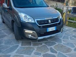 Marrone Usata 2015 Peugeot Partner Outdoor Monovolume | 9900 € (Ottimo prezzo)