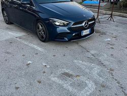 Usata 2018 Mercedes B180 AMG Monovolume | 16.900 €