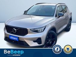 Champagne metallizzato Usata 2022 Volvo XC40 Plus SUV | 28.800 € (Ottimo prezzo)