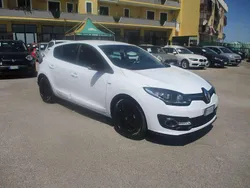 Bianco Usata 2015 Renault Mégane III LIMITED Tre volumi | 7990 € (Molto cara)
