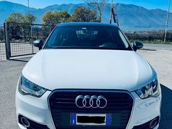 Bianco Usata 2013 Audi A1 Sportback Attraction Due volumi | 9000 € (Buon prezzo)