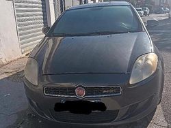 Usata 2009 Fiat Bravo Due volumi | 700 €