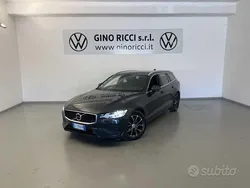 Grigio Usata 2021 Volvo V60 Business Edition Station wagon | 22.500 € (Cara)