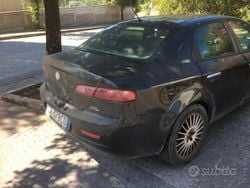 Usata 2006 Alfa Romeo 159 Tre volumi | 1850 € (Buon prezzo)
