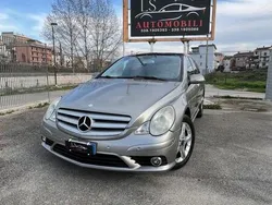 Oro Usata 2008 Mercedes R320 Monovolume | 4490 € (Ottimo prezzo)