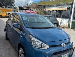 Blu Usata 2015 Hyundai i10 Comfort Due volumi | 4900 € (Buon prezzo)