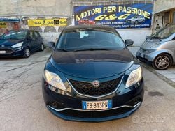 Blu Usata 2015 Lancia Ypsilon Silver Due volumi | 7300 € (Buon prezzo)