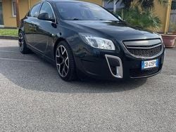Nero Usata 2011 Opel Insignia OPC Tre volumi | 11.999 €