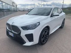 Bianco Usata 2024 BMW iX2 M Sport SUV | 45.000 € (Buon prezzo)