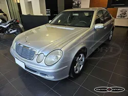 Argento Usata 2004 Mercedes E220 Classic Tre volumi | 3900 € (Ottimo prezzo)