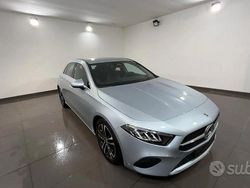 Grigio Usata 2024 Mercedes 180 Business Tre volumi | 33.500 €
