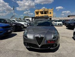 Grigio Usata 2018 Alfa Romeo Giulietta Super Tre volumi | 9500 € (Cara)