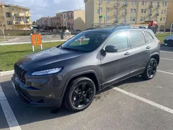 Grigio Usata 2017 Jeep Cherokee Overland SUV | 13.500 € (Buon prezzo)