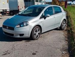 Argento Usata 2008 Fiat Grande Punto Dynamic Due volumi | 3990 € (Buon prezzo)