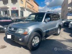 Grigio Usata 2005 Mitsubishi Pajero Intense SUV | 10.500 € (Buon prezzo)