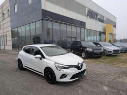 Bianco Usata 2021 Renault Clio SUV | 12.950 € (Cara)