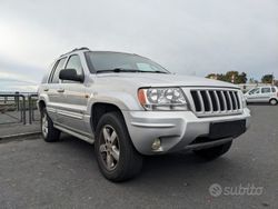 Grigio Usata 2003 Jeep Grand Cherokee Overland SUV | 5000 € (Buon prezzo)