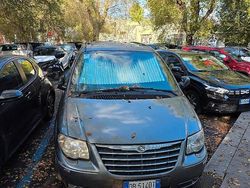 Usata 2007 Chrysler Grand Voyager Monovolume | 950 € (Buon prezzo)