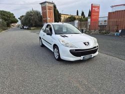 Bianco Usata 2010 Peugeot 206 Tre volumi | 2999 € (Buon prezzo)
