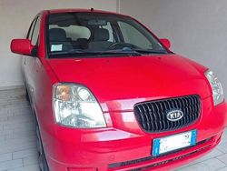Rosso Usata 2006 Kia Picanto Due volumi | 2700 € (Buon prezzo)